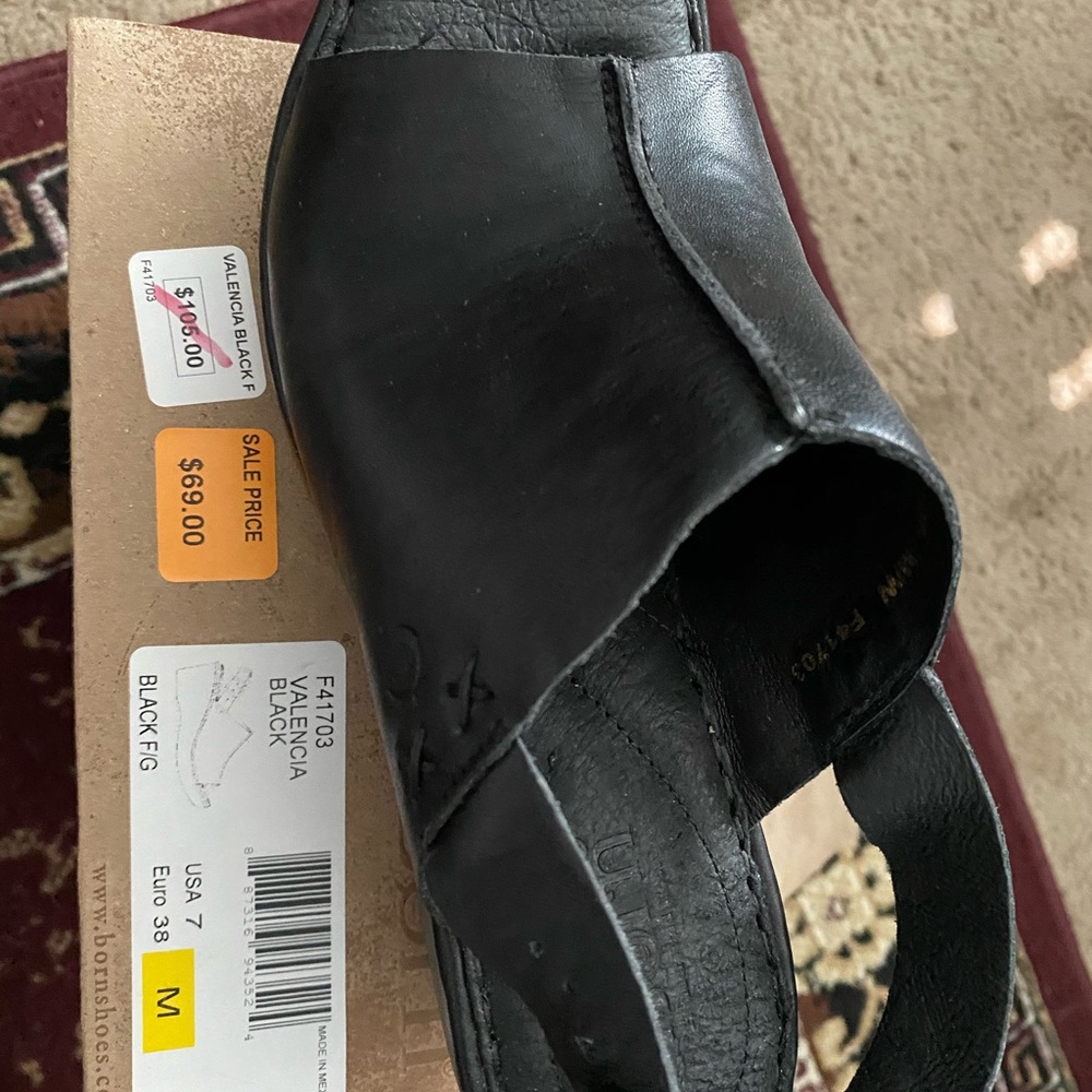 Valencia Black sandals by BORN